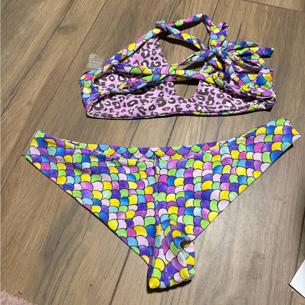 Moana Bikini Multicolor Mermaid Scale Bikini - Picture 3 of 3